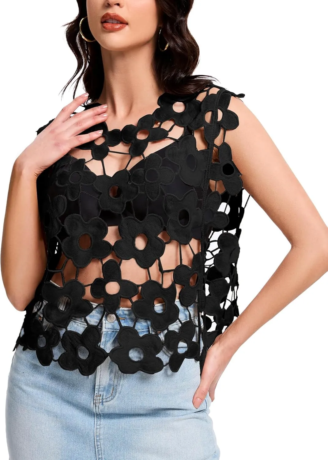 Flygo Hollow Out Floral Lace Crop Top for Women 2025 Trendy Sleeveless Crochet Vest Cover up Y2K Going Out Tops