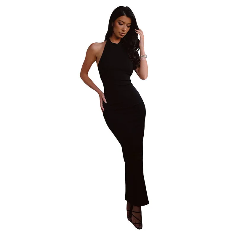 Halterneck Sexy Backless  Hip-hugging Slim Evening Dress with Slit 1979