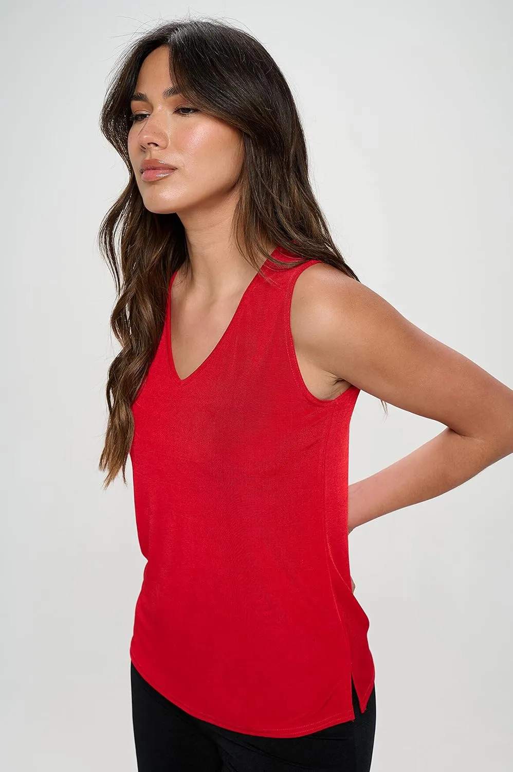 Jostar Women's Basic Tank Top - Sleeveless V-Neck Solid Print Casual T Shirts with Side Slit