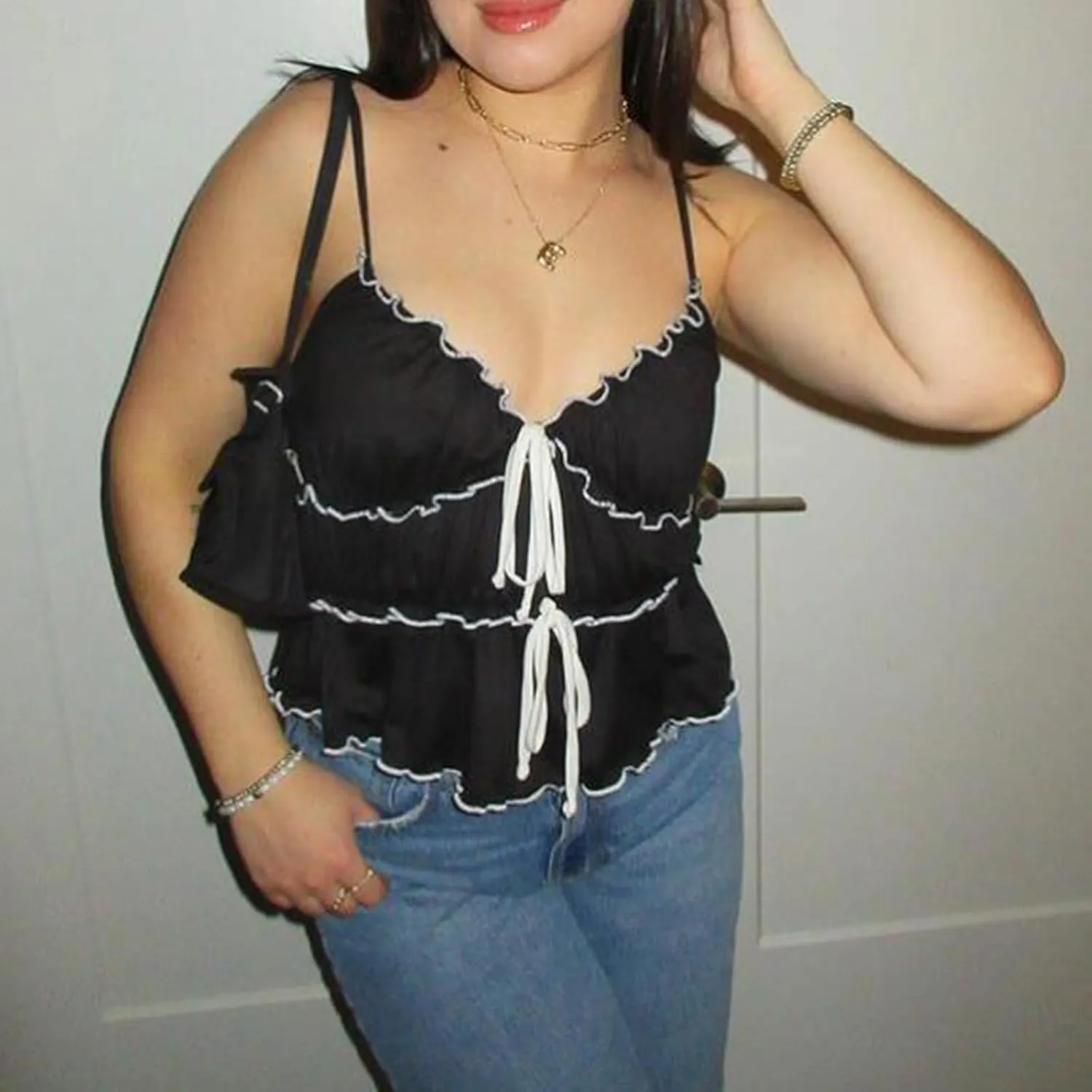Womens Sexy Lace Camisole Tank Tops Y2k Slim Fit Corset Going Out Streetwear Ruffle Hem Spaghetti Strap Cami Tops