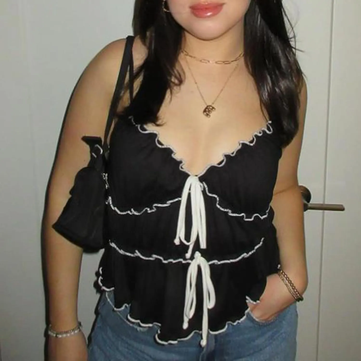 Womens Sexy Lace Camisole Tank Tops Y2k Slim Fit Corset Going Out Streetwear Ruffle Hem Spaghetti Strap Cami Tops